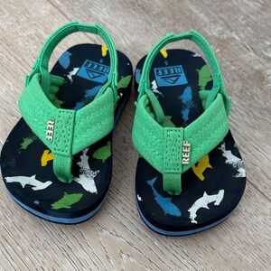 Reef Kids Green and Black Sandals